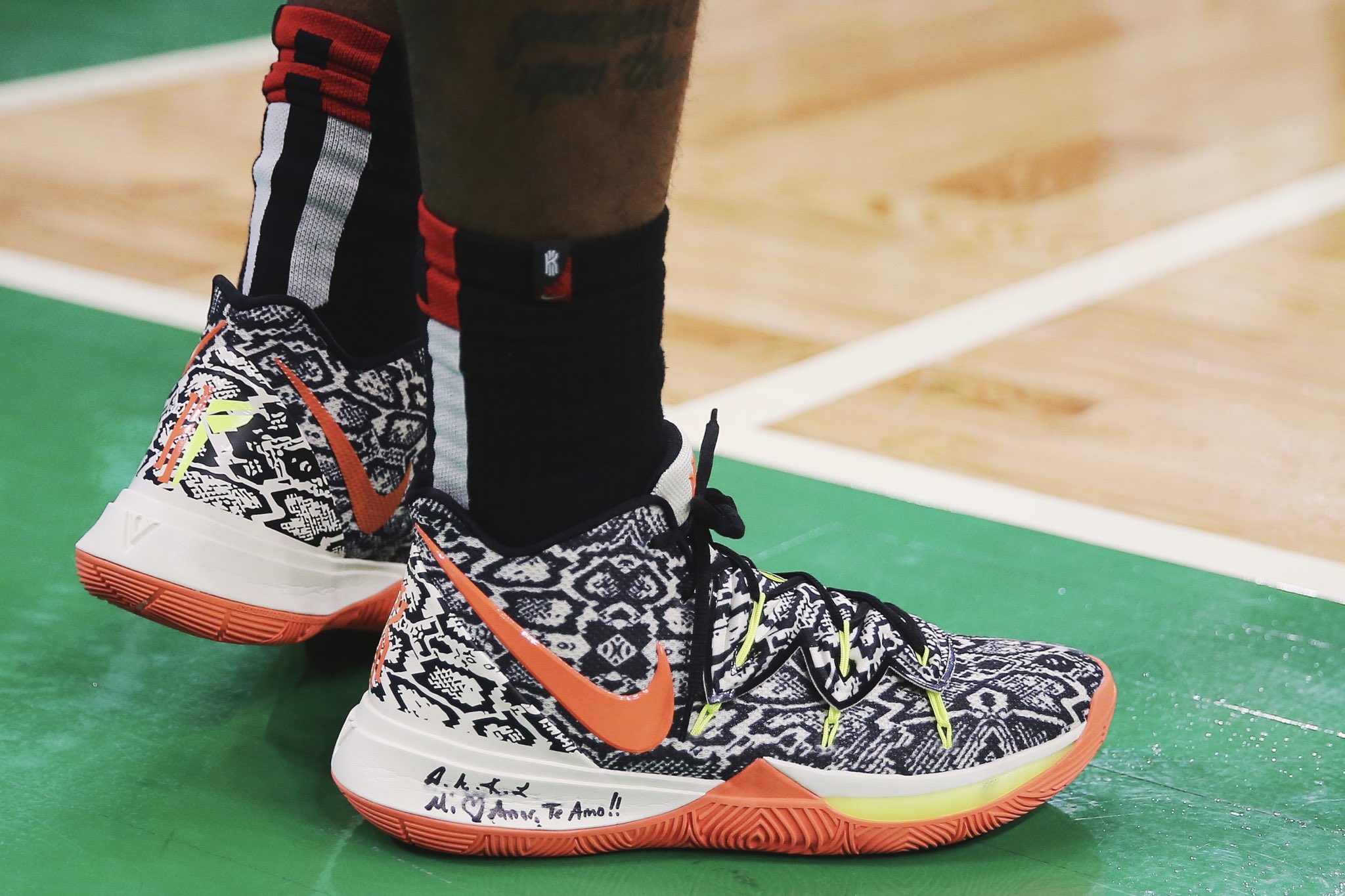 黑若强硬扳 黑若强硬扳